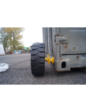 ROUE DE CONTAINER A TRACTER A FIXATION LATERALE DIAMETRE 413 MM CHARGE 3000 KG